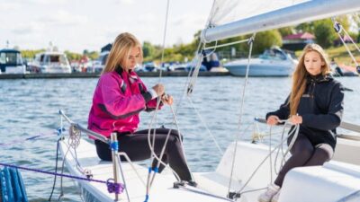 Your First Basic Keelboat Sailing Course
