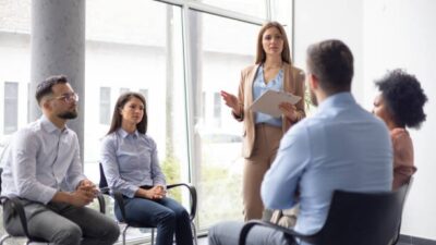 The Emotional Intelligence of Caregiving: Building Trust and Comfort at Home