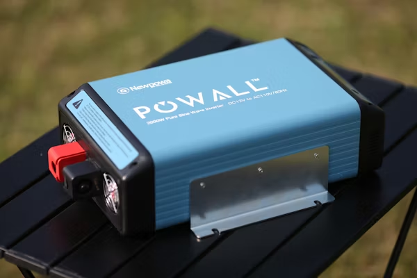 Solar AC Combiner Box for High-Voltage